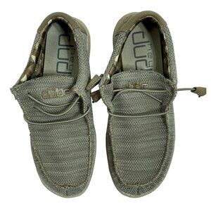 Hey Dude Men's Beige Ultralight Wally Sox Slip-On Shoes Size 8